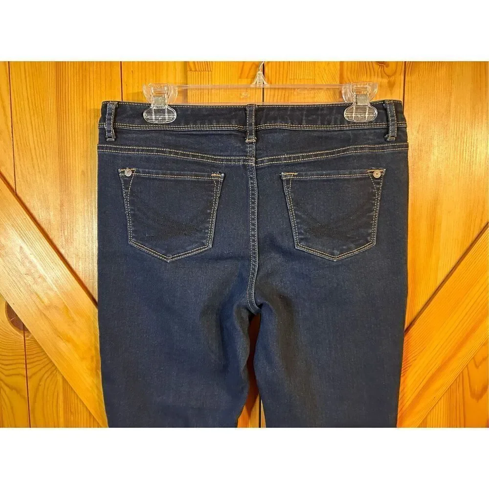 Simply Vera Vera Wang Women's Size 6 Blue Skinny Dark Wash Stretch Jeans (4589)